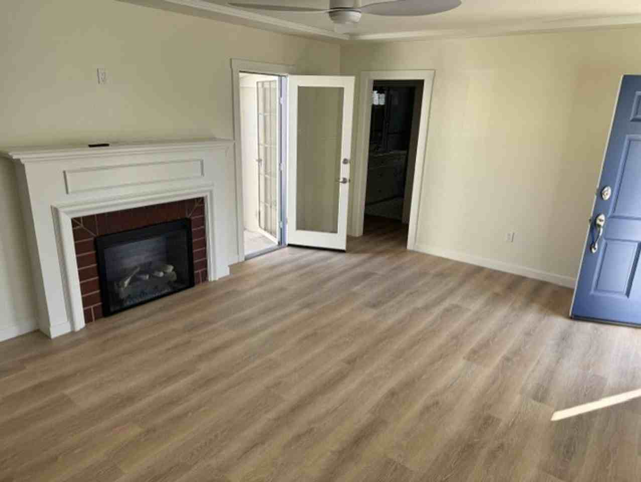 460 Pacific St #A - Photo 5 of 14