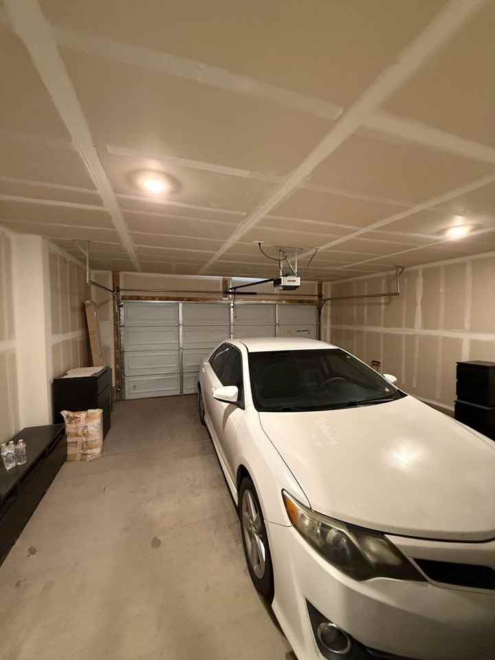 1127 E Descent St - Photo 3 of 30
