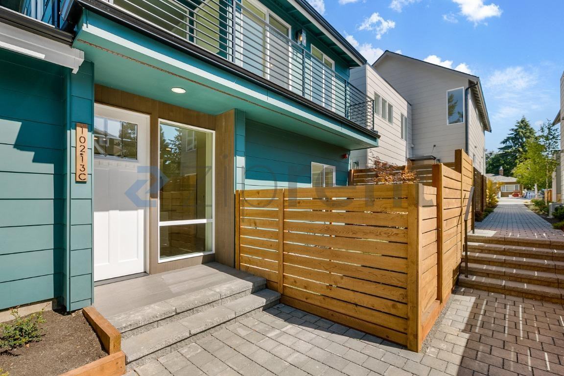 10213 40th Ave Sw #C - Photo 7 of 42