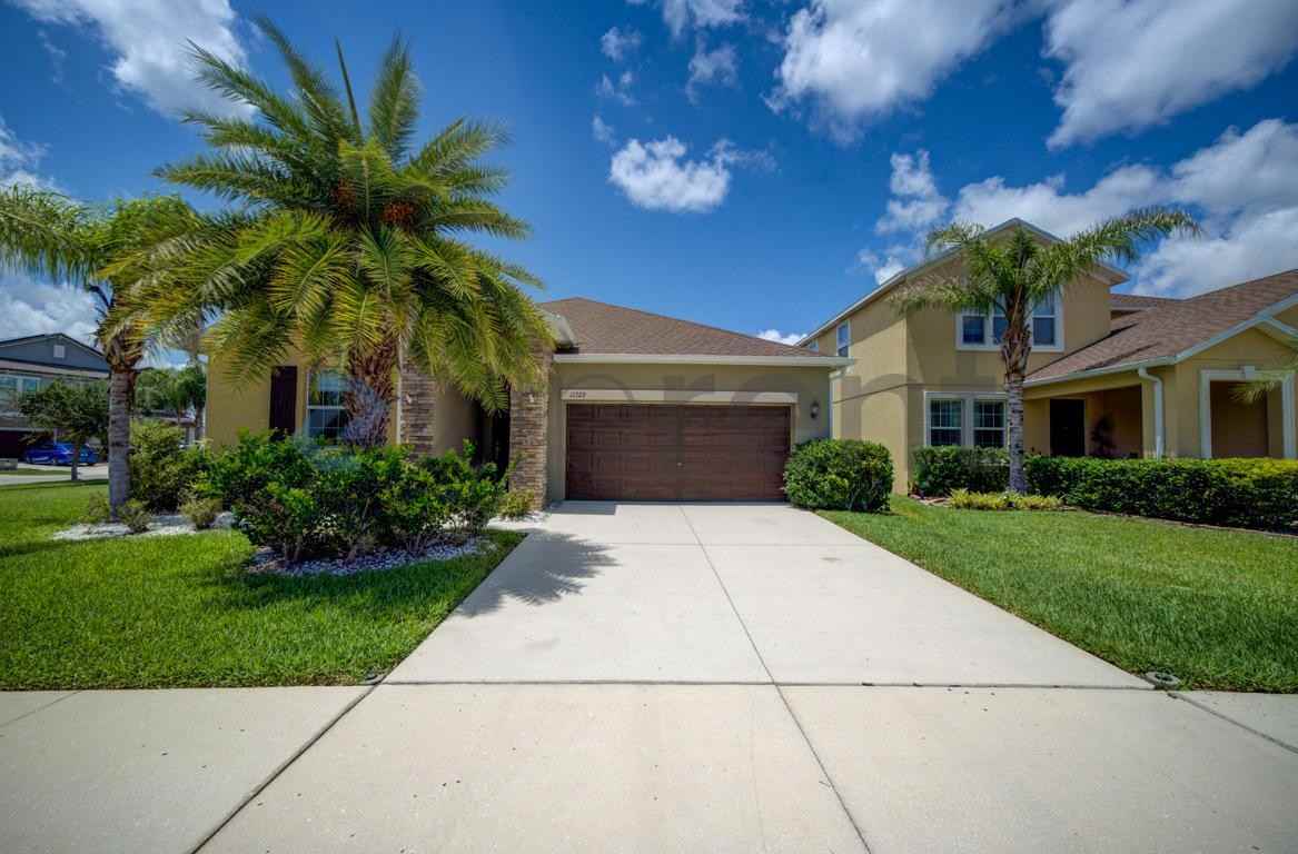 11729 Winterset Cove Dr - Photo 2 of 26