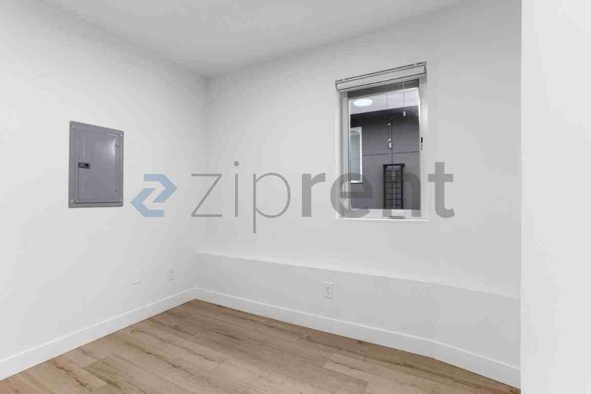 3628 14th Ave S - Photo 6 of 18