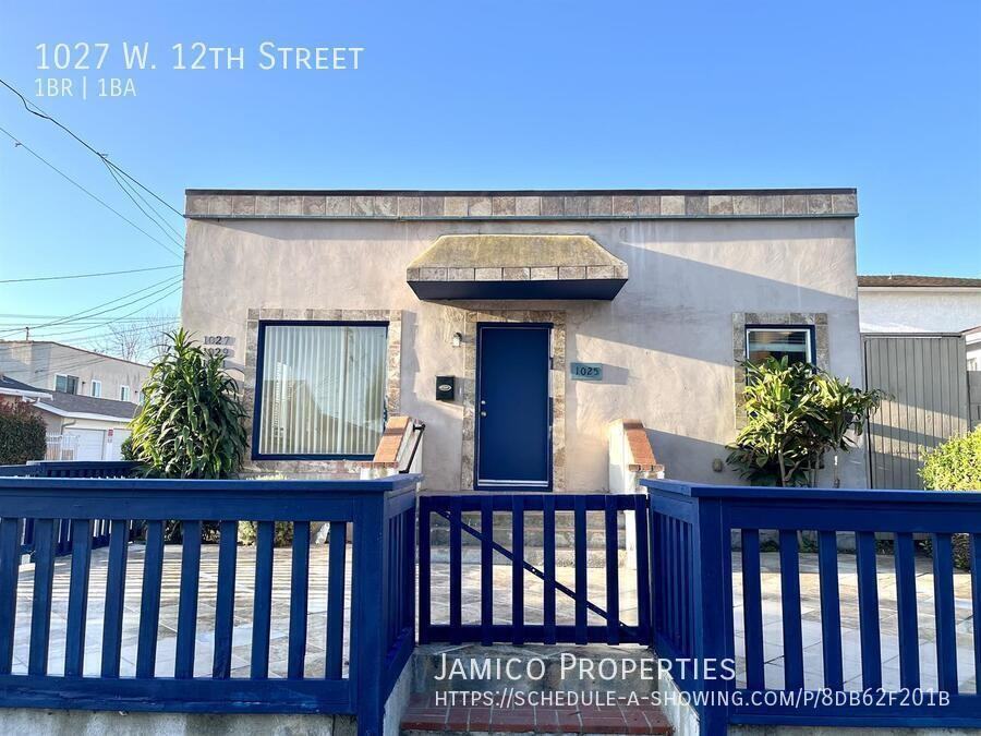 1027 W 12th St - Photo 2 of 15