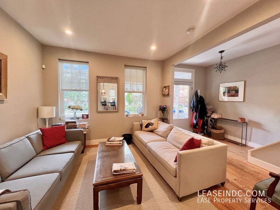 624 Lamont St Nw - Photo 5 of 35
