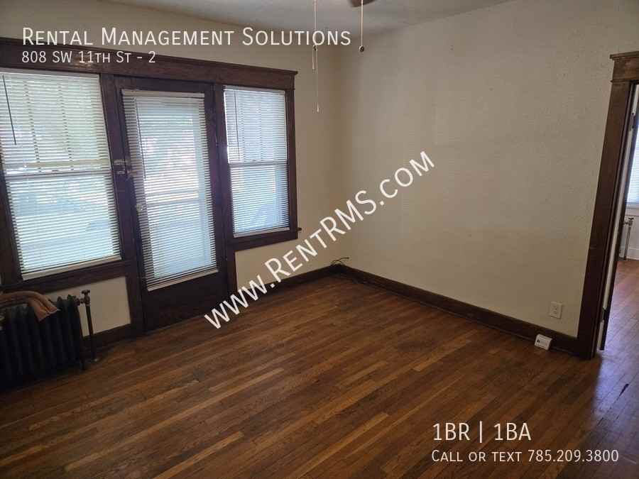 808 Sw 11th St #2 - Photo 2 of 14