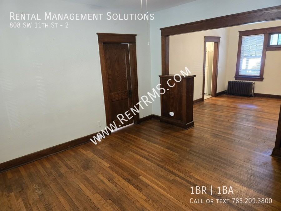 808 Sw 11th St #2 - Photo 3 of 14