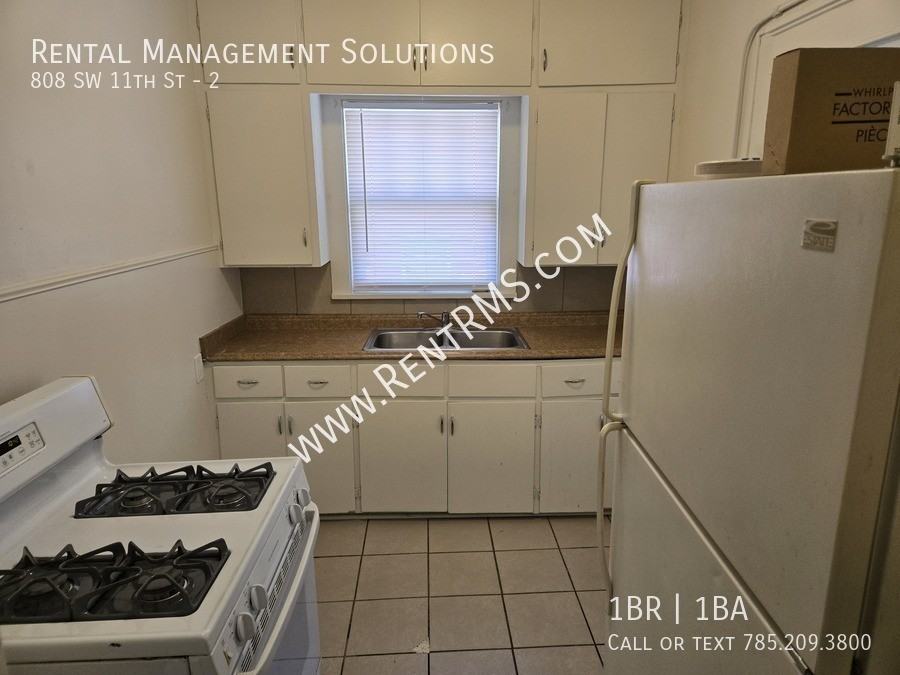 808 Sw 11th St #2 - Photo 7 of 14