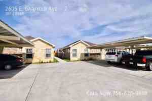 featured image of 2605 E Garfield Ave #2