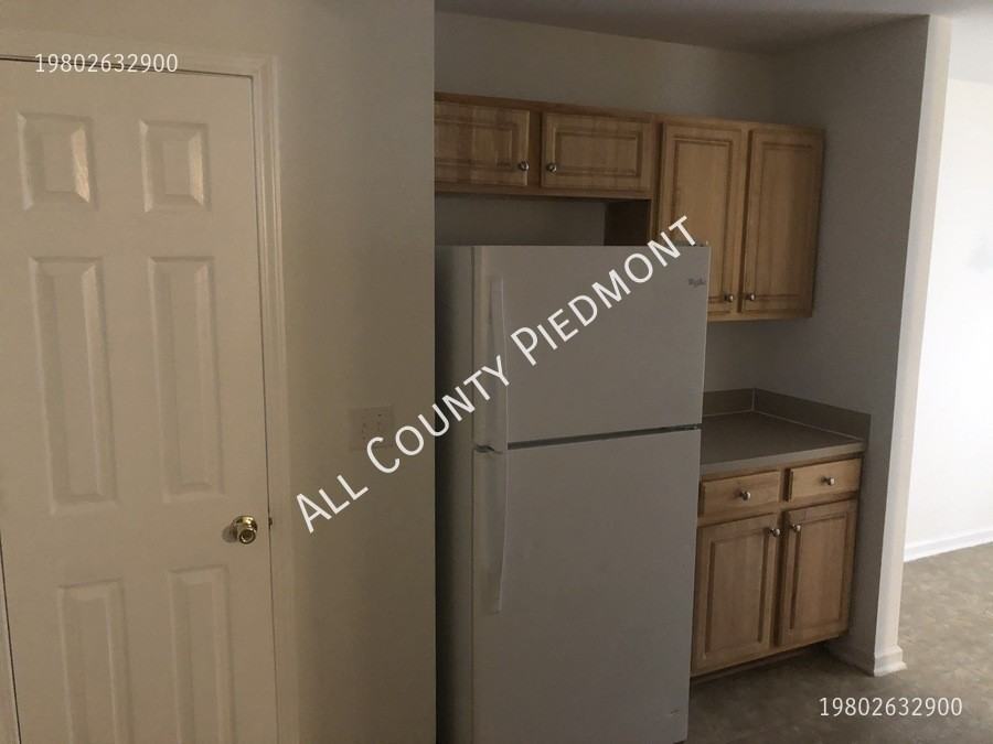 4808 Delprado Cir - Photo 5 of 12