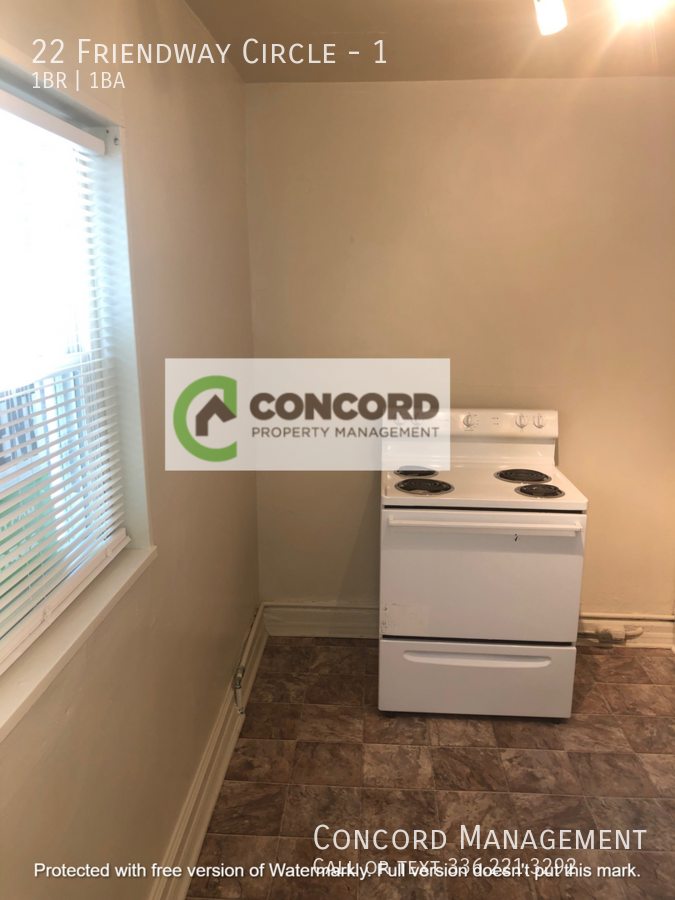 22 Friendway Cir #1 - Photo 5 of 18