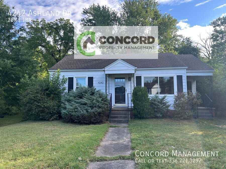 4242 Ashland Dr