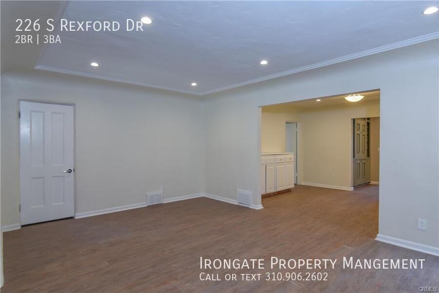226 S Rexford Dr - Photo 6 of 29