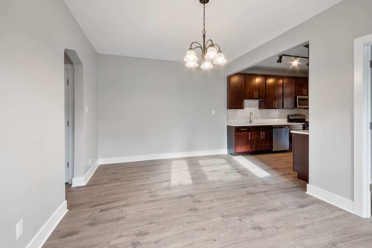 4319 N Dayton St #3 - Photo 3 of 28