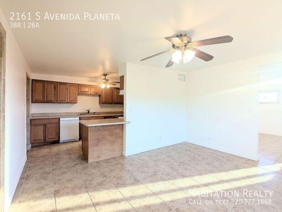 2161 S Avenida Planeta - Photo 4 of 27