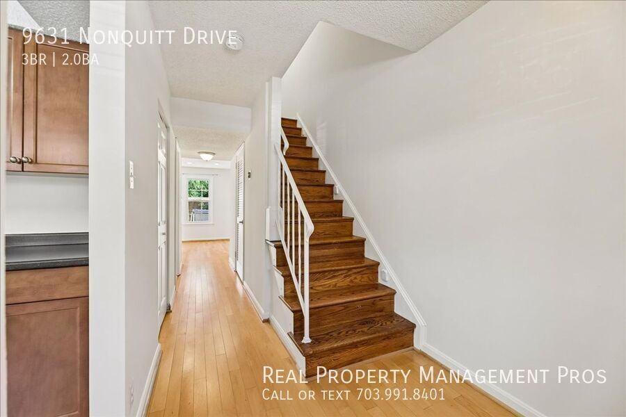 9631 Nonquitt Dr - Photo 5 of 33