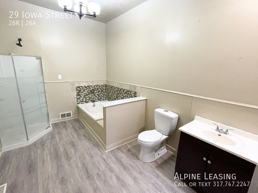 29 Iowa St - Photo 6 of 9