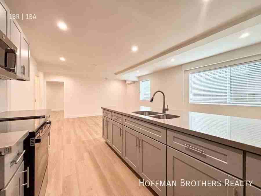 6738 Independence Ave #106 - Photo 2 of 9