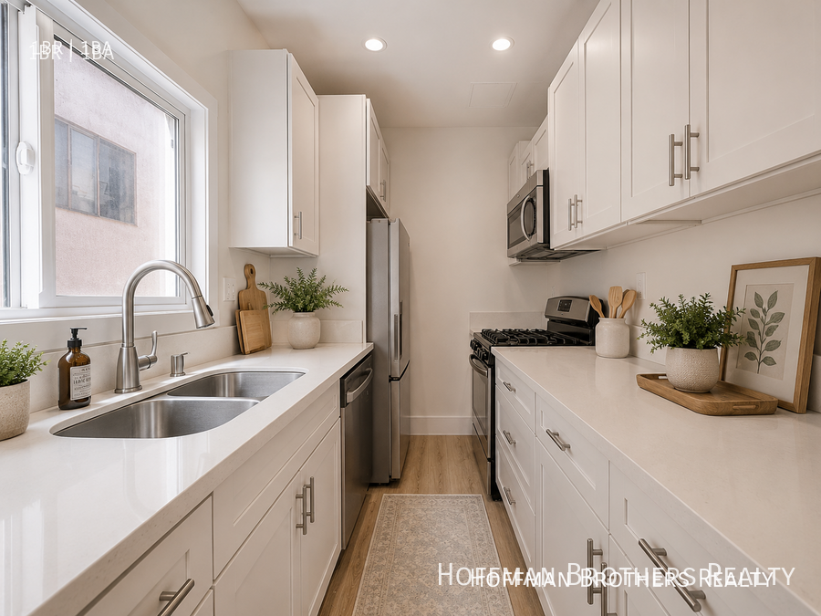 1140 E 1st St #8 - Photo 2 of 4