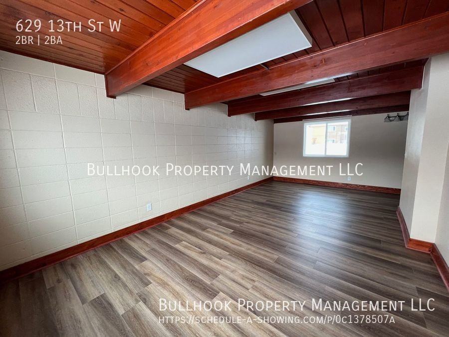 629 13th St W - Photo 7 of 13