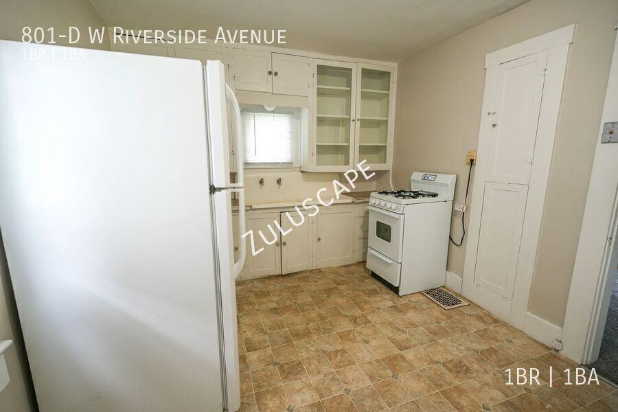 801 W Riverside Ave Apt D - Photo 3 of 10