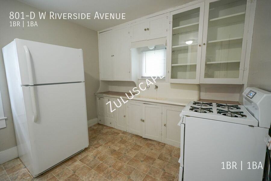 801 W Riverside Ave Apt D - Photo 4 of 10