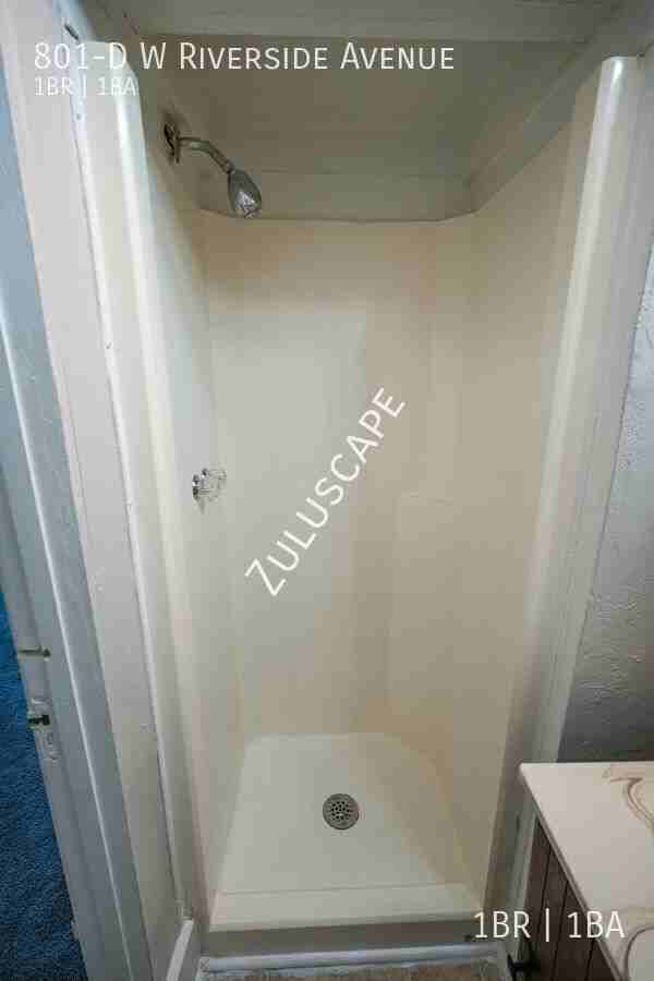 801 W Riverside Ave Apt D - Photo 6 of 10