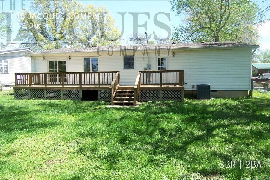 723 S Oak St - Photo 2 of 15