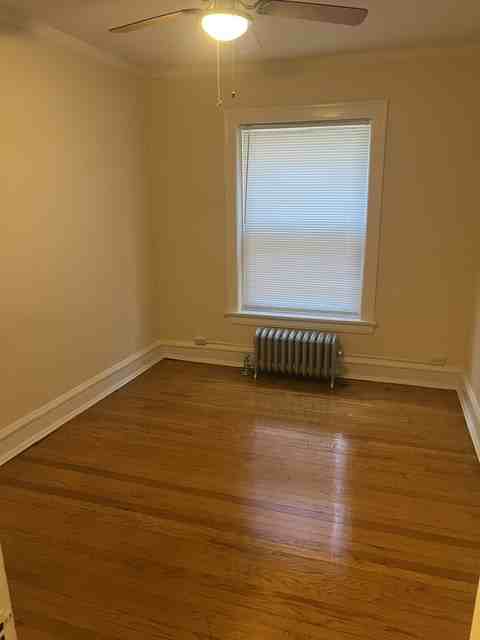 724 Hinman Ave #2E - Photo 4 of 9