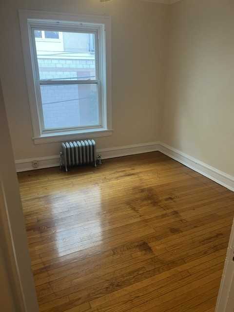 720A Hinman Ave #2N - Photo 2 of 10