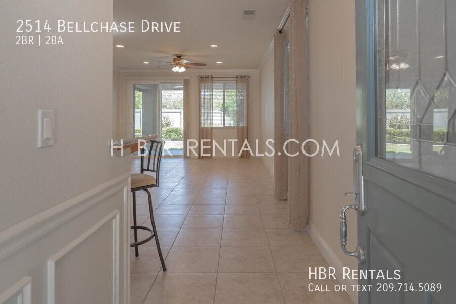 2514 Bellchase Dr - Photo 4 of 33