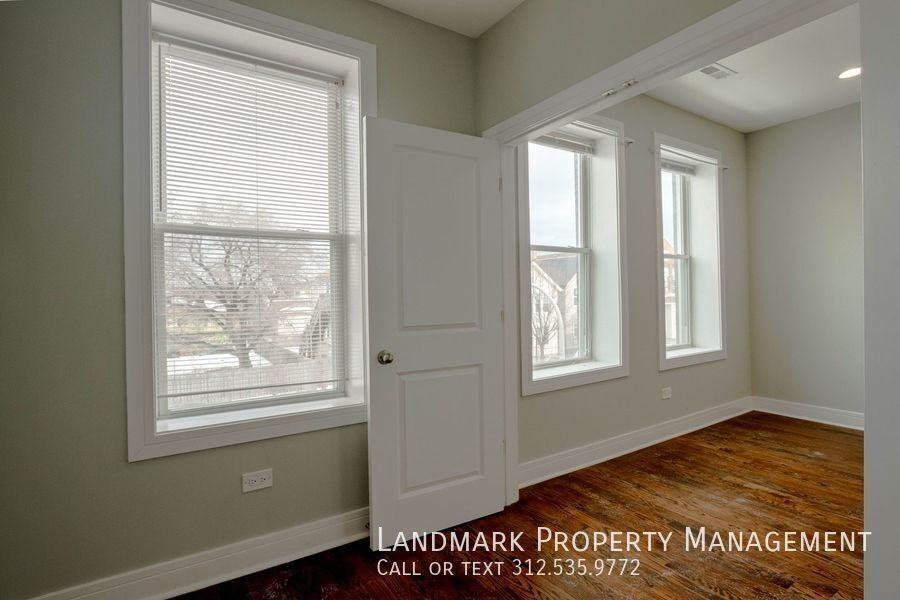2353 W 18th Pl #2F - Photo 6 of 10