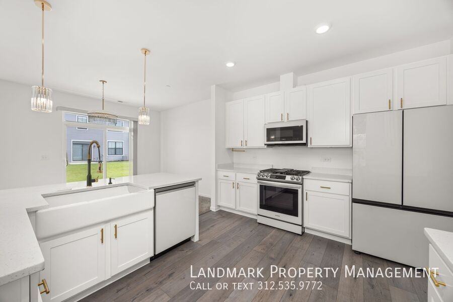 16318 S Wheatgrass St - Photo 3 of 29