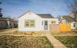 featured image of 2222 27th St