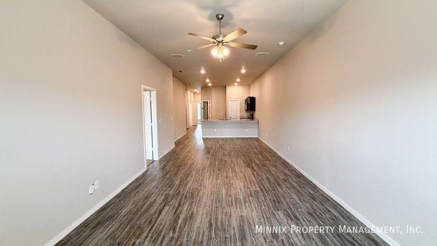 1639 133rd St #B - Photo 2 of 18
