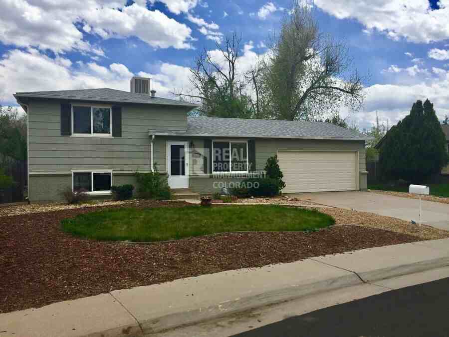 2892 S Idalia St - Photo 3 of 27