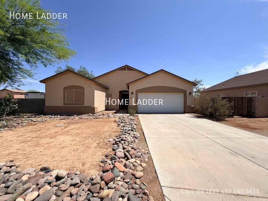 651 W Fairway Cove Dr - Photo 2 of 16