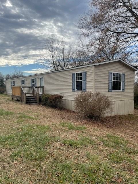 1374 Meadowlark Ln - Photo 2 of 13