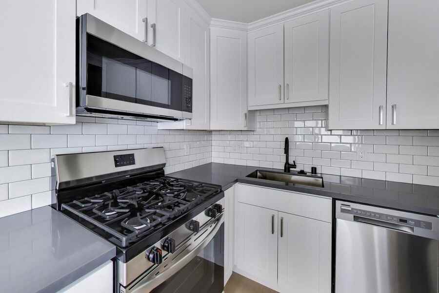 1249 Oak Grove Ave #04 - Photo 6 of 14