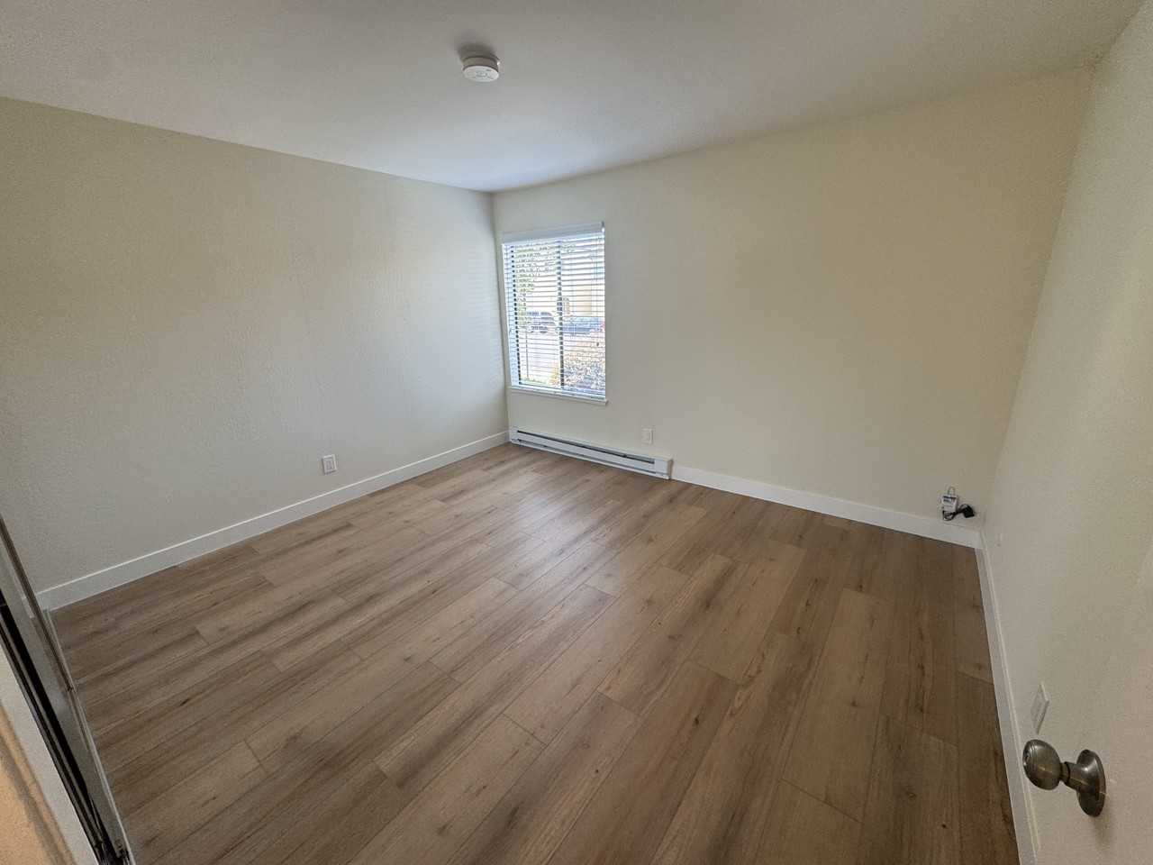 1056 Grand Ave #103 - Photo 4 of 8