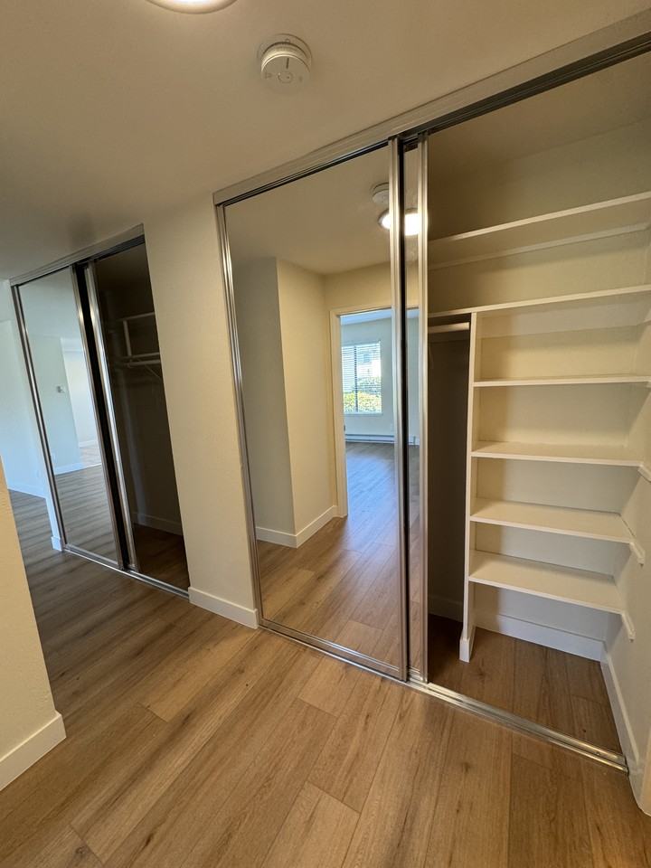 1056 Grand Ave #103 - Photo 6 of 8