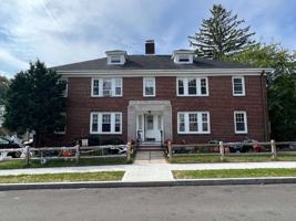 featured image of 175 Putnam St Apt 1l