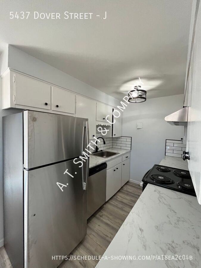 5437 Dover St #J - Photo 2 of 10