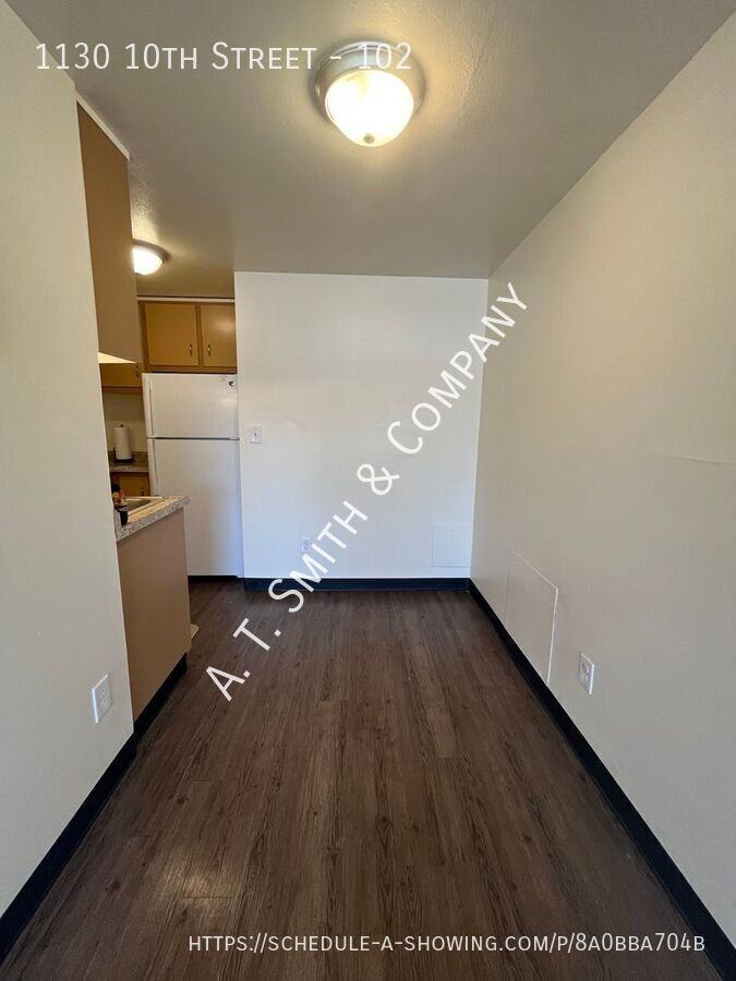 1130 10th St #102 - Photo 3 of 17