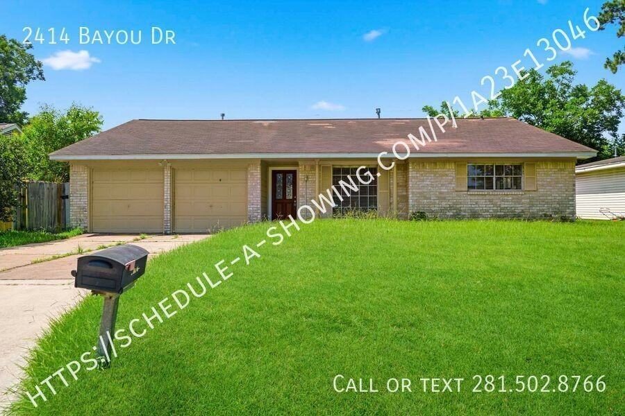 2414 Bayou Dr