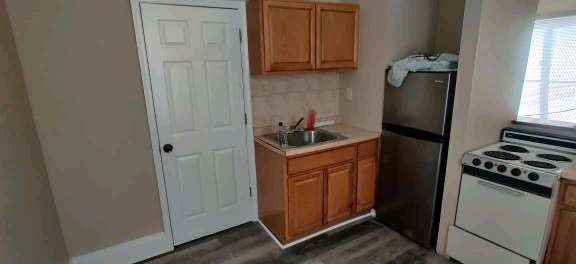 2548 N 12th St - Photo 2 of 10