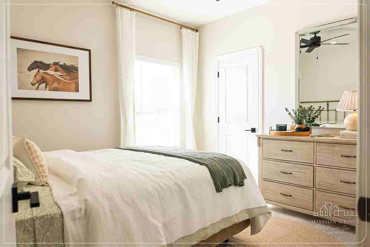 Apt #8 - Photo 2 of 8
