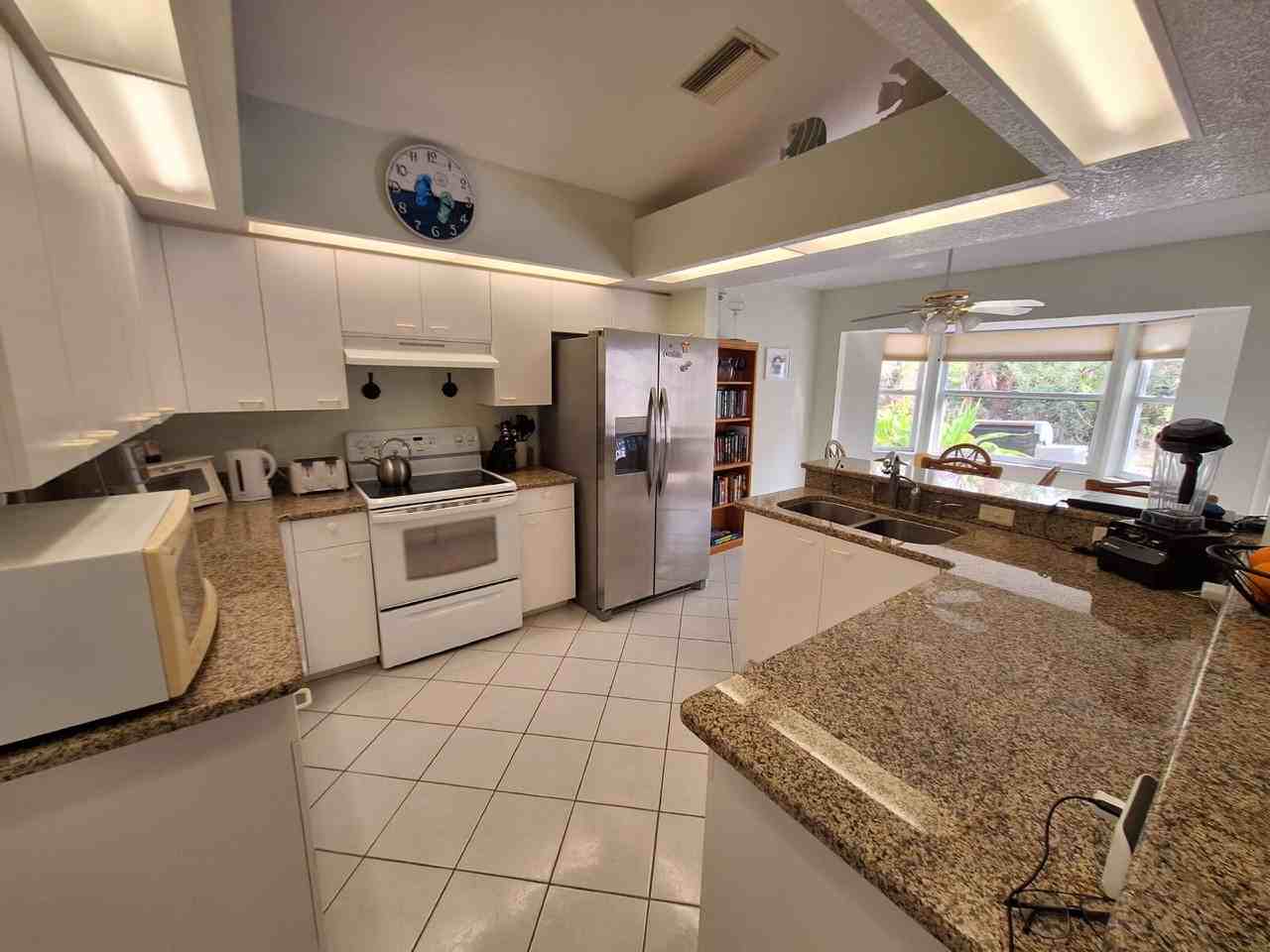 117 Siesta Rd - Photo 5 of 22