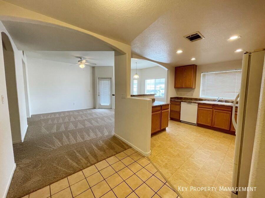 6160 Rumrill St #141 - Photo 4 of 22