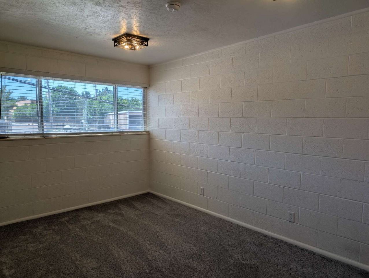 147 N 300 E #6 - Photo 2 of 7