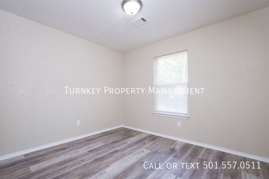 4523 W 21st St - Photo 7 of 13