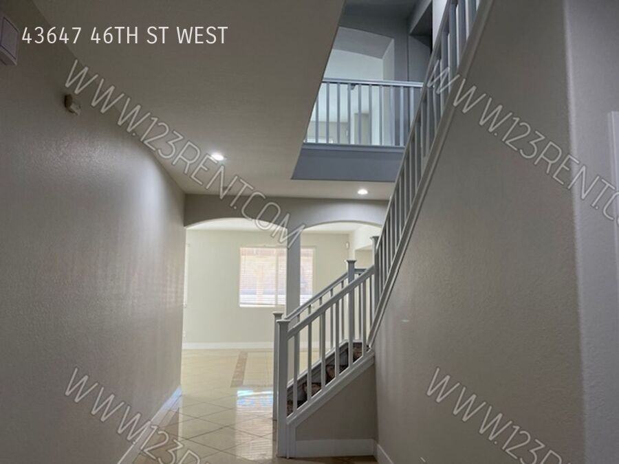 43647 46th St W - Photo 2 of 42